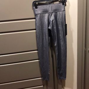 Carbon 38 Takara leggings